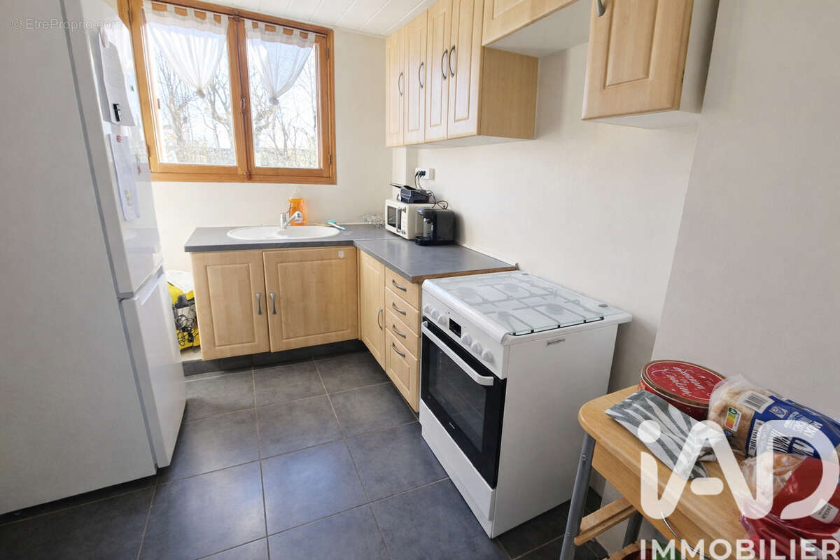 Photo 2 - Appartement à BRIE-COMTE-ROBERT