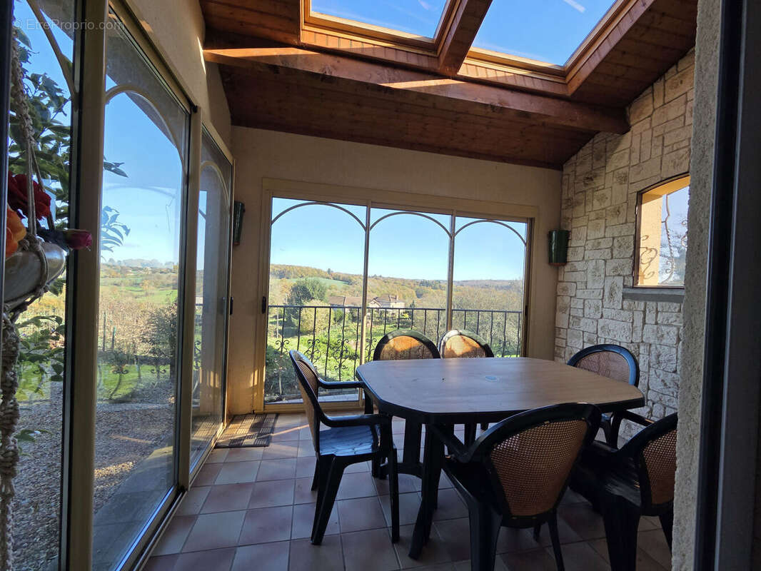 Photo 6 - Maison à SAINT-LEONARD-DE-NOBLAT