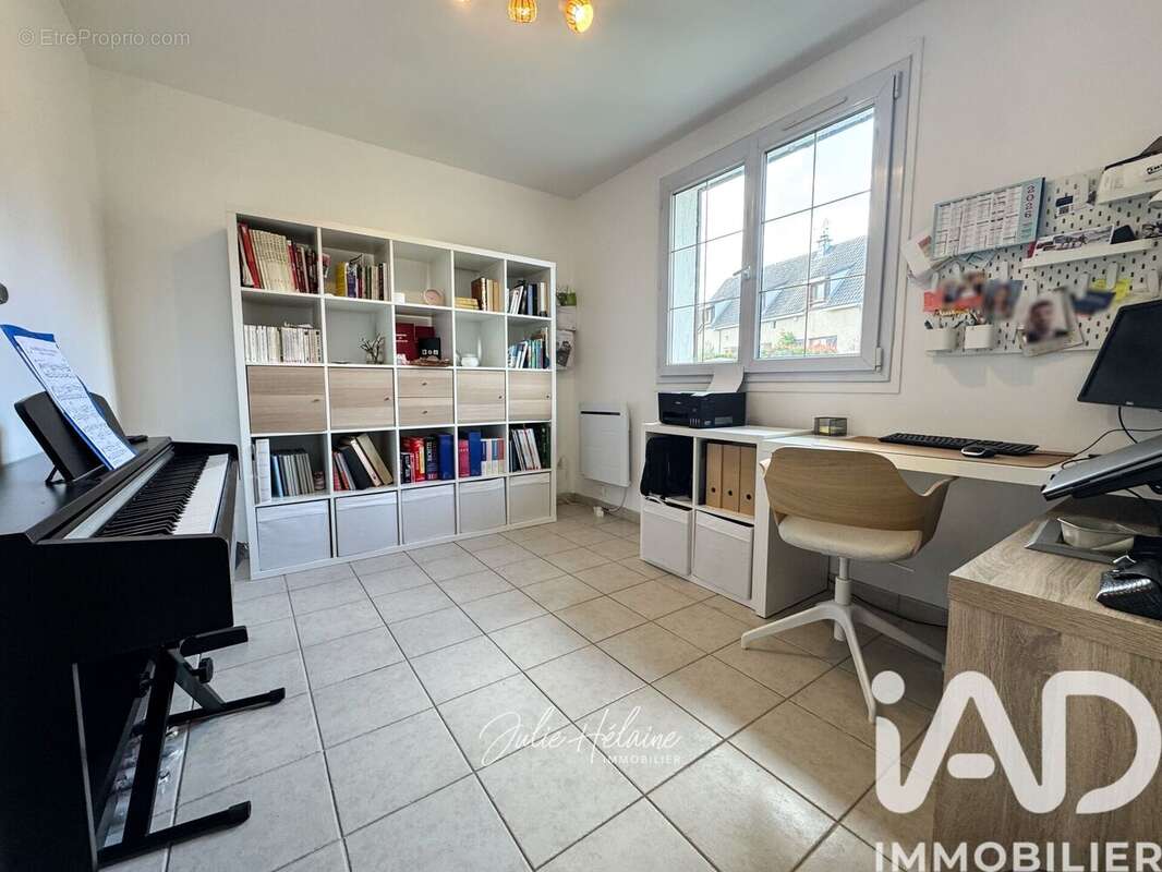 Photo 6 - Maison à BEYNES