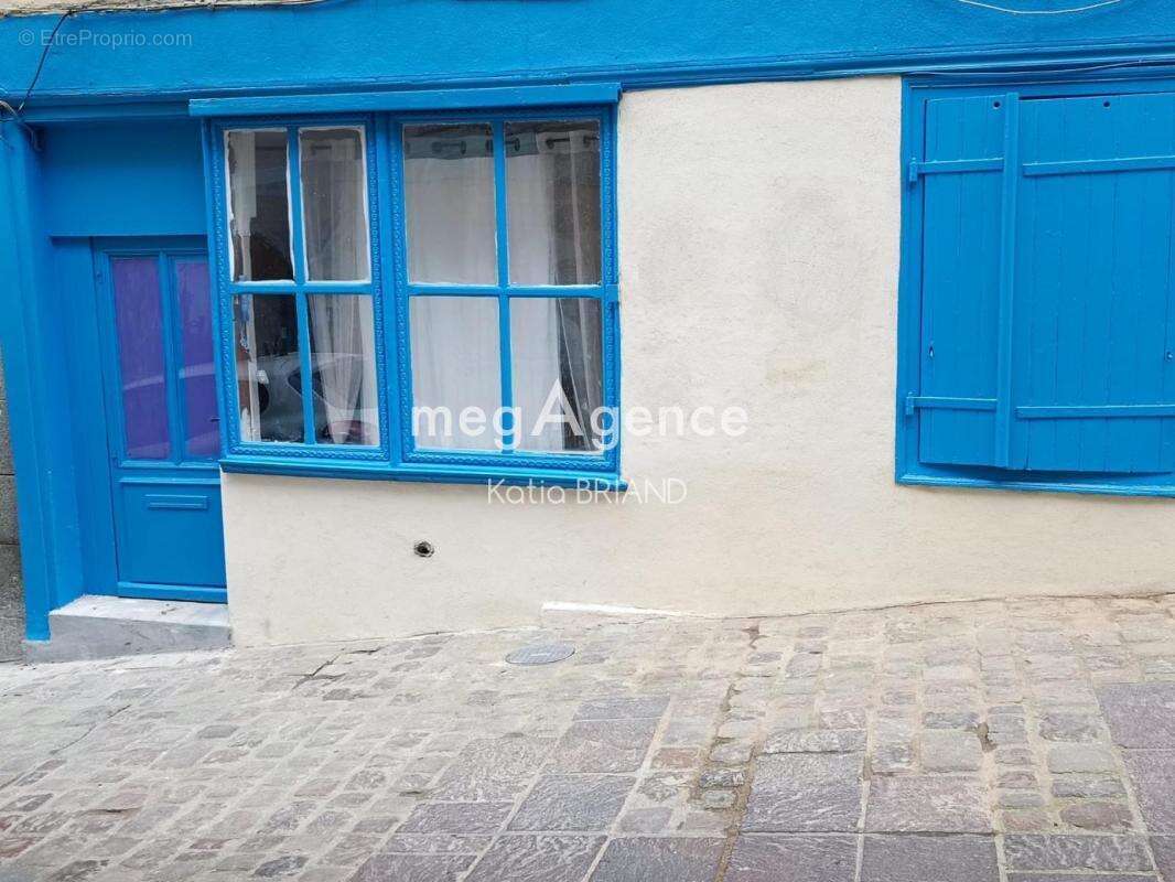 Commerce à LAVAL