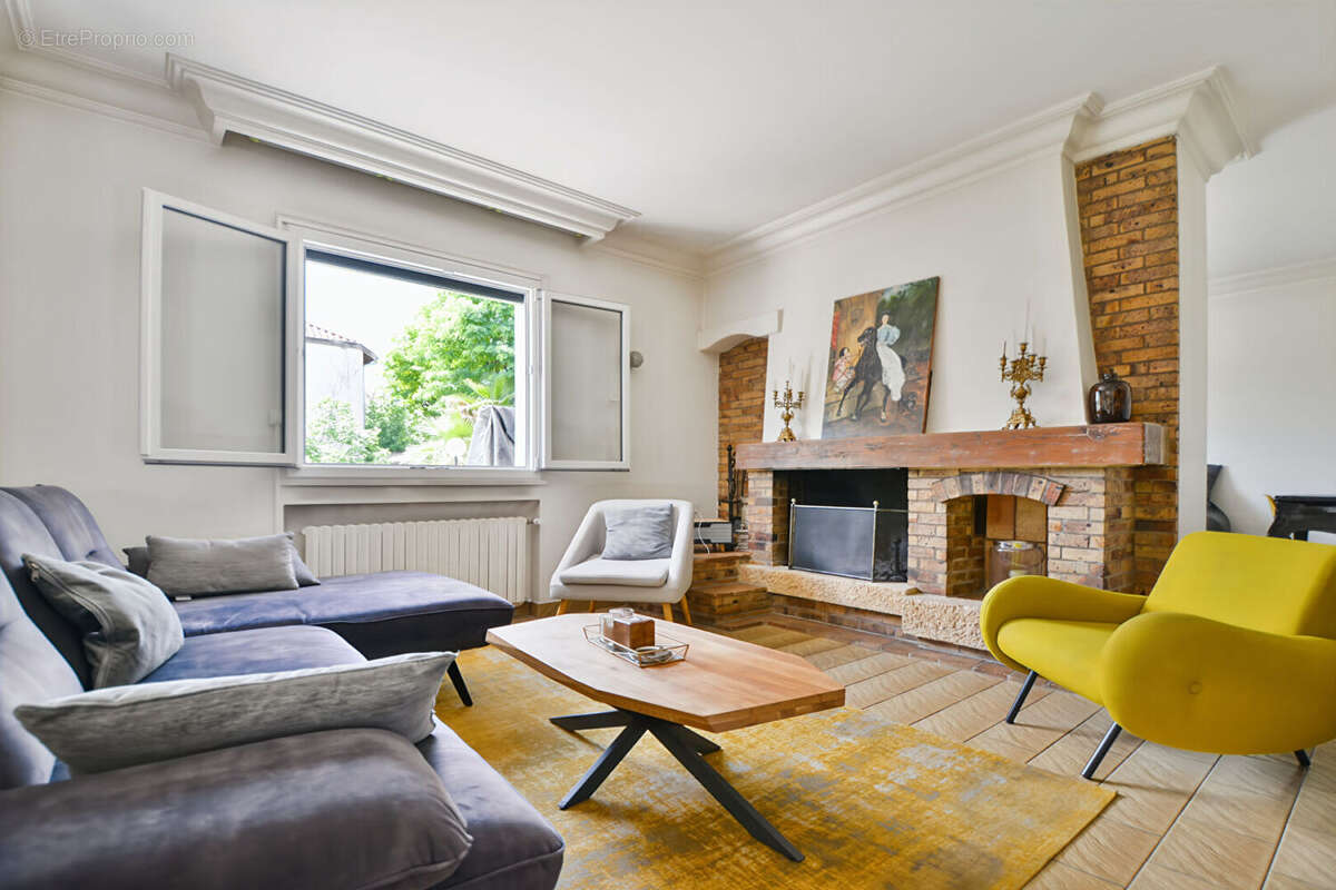 Maison à VILLEURBANNE
