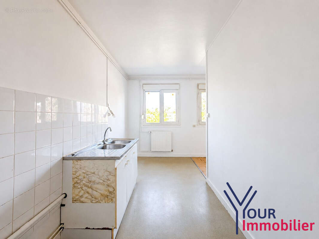 Appartement 42 m² à Grigny  - photo 2
