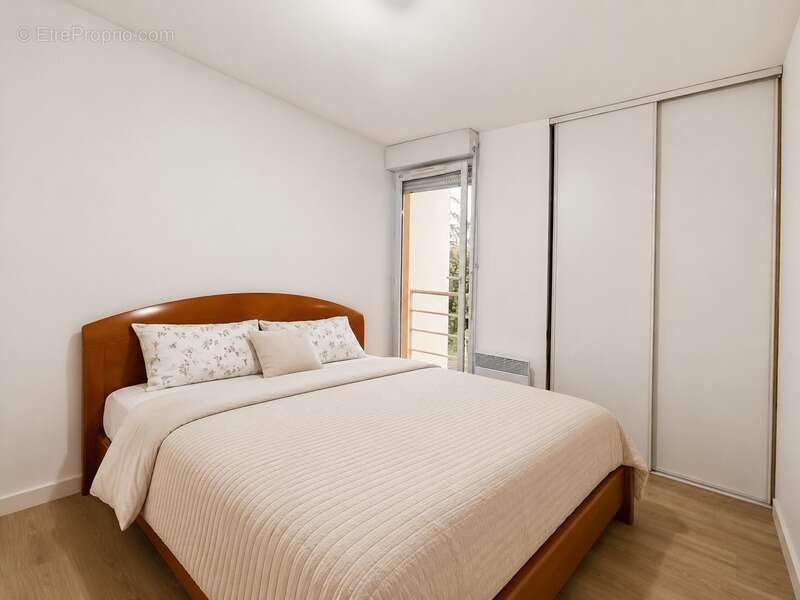 Montpellier Joli T2 avec balcon, piscine et vue jardin - photo 6