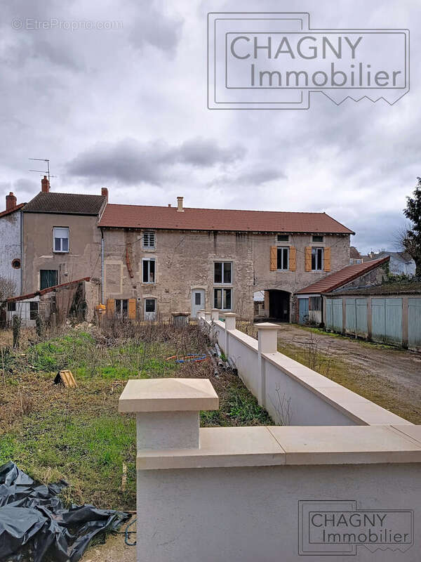 Appartement à CHAGNY