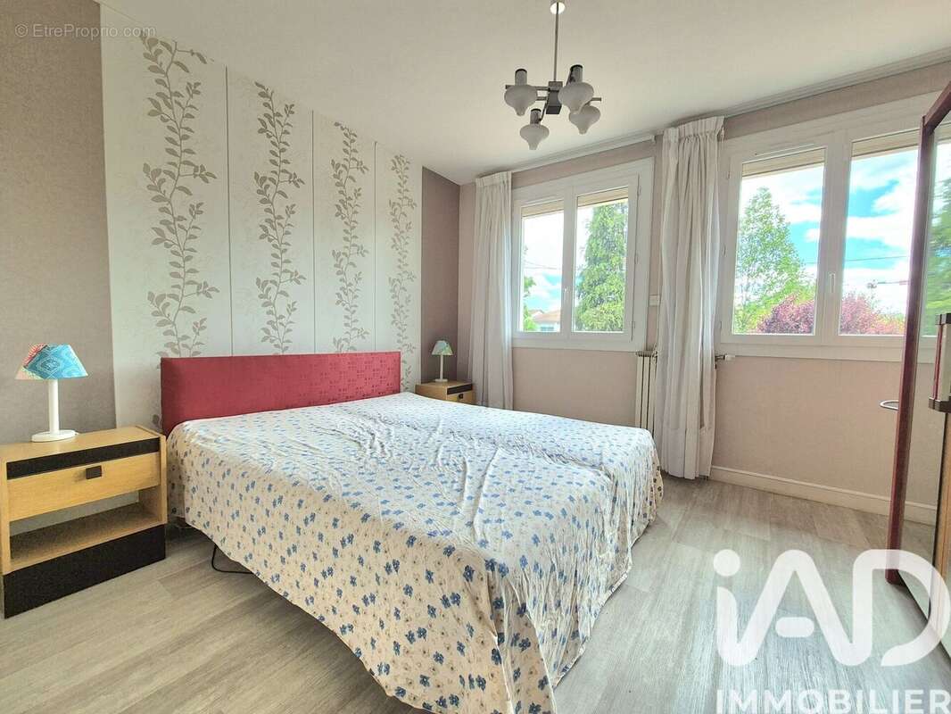 Photo 9 - Maison à RIORGES