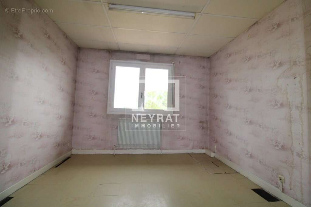 Maison 4 chambres , 2 garages - photo 16