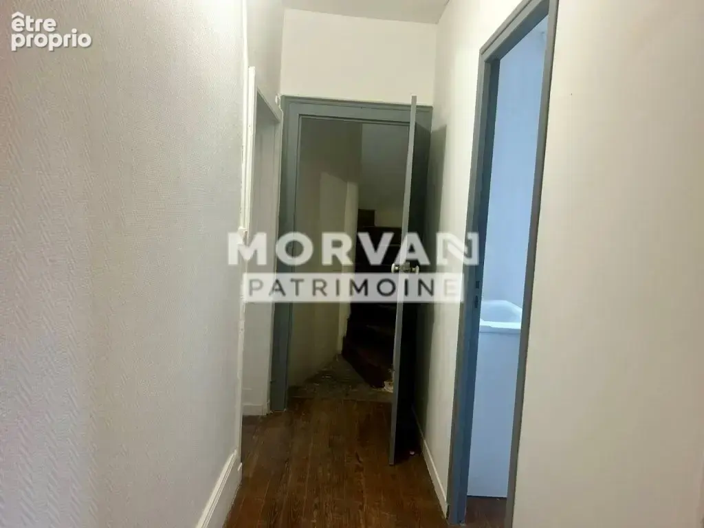 MAISON CENTRE VILLAGE  - 2 logements (1 loué) - 2 garages - Belle prestations !!! - photo 18