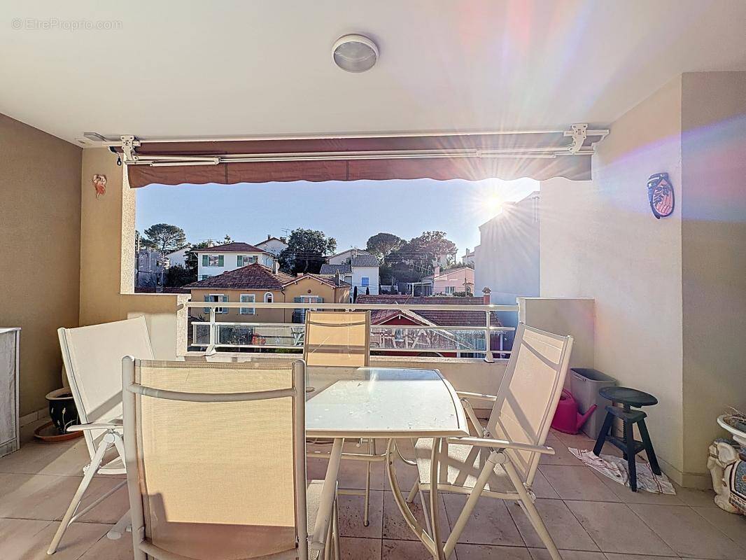 Appartement à SAINT-RAPHAEL