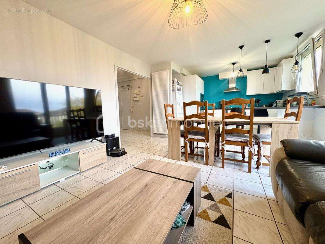 Appartement à NOZAY