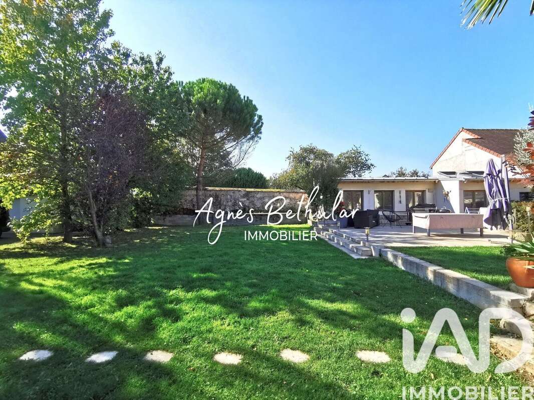 Maison 140 m² à Saulx-Les-Chartreux  - photo 5