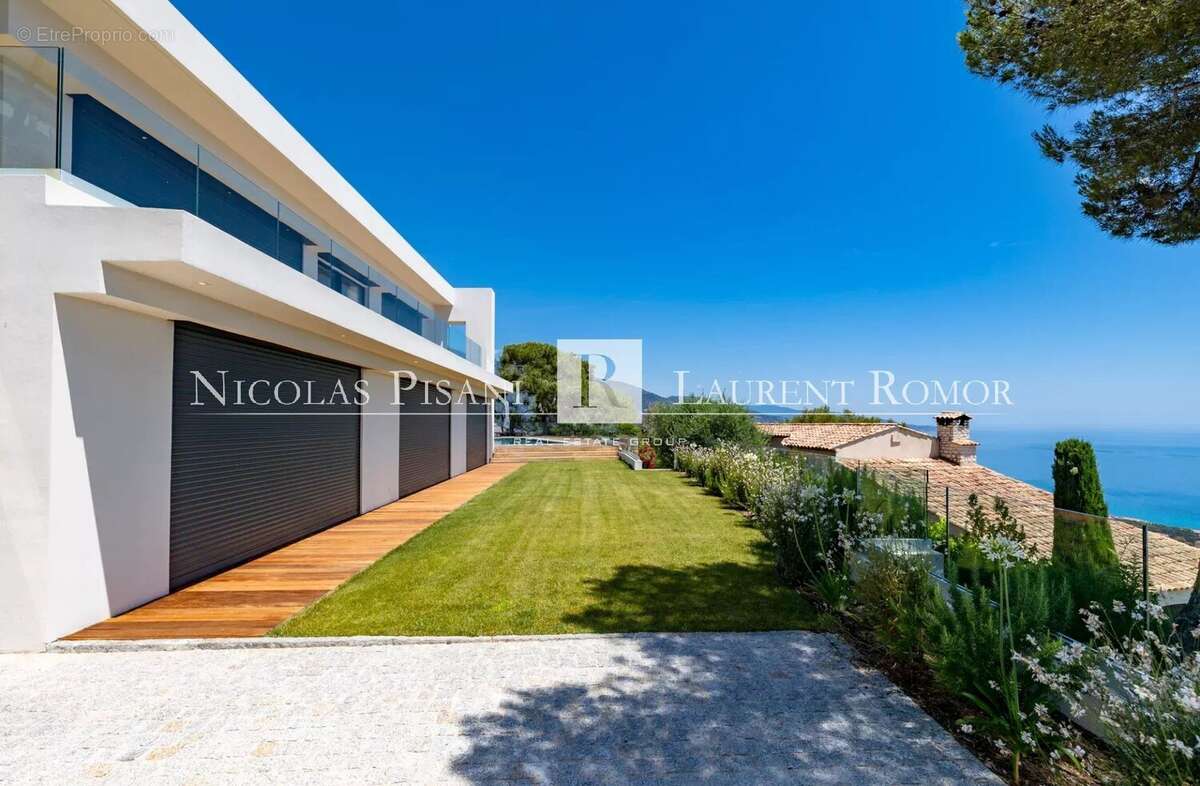 Maison à ROQUEBRUNE-CAP-MARTIN