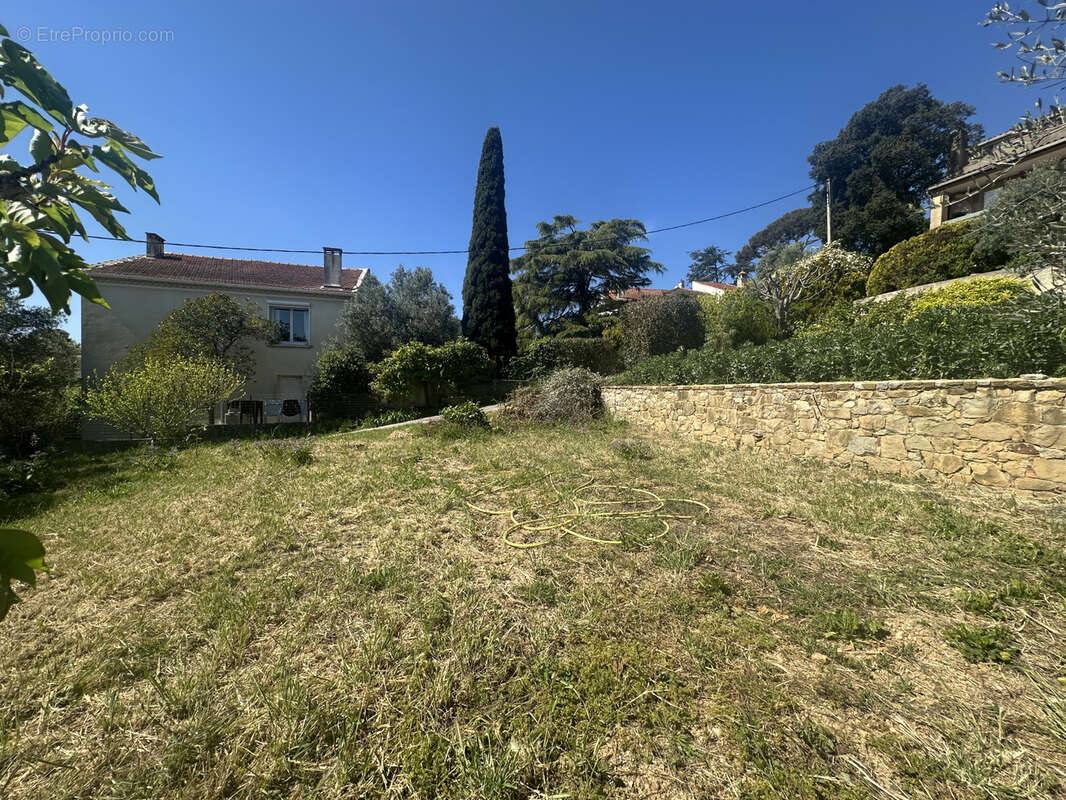 Terrain à LA SEYNE-SUR-MER