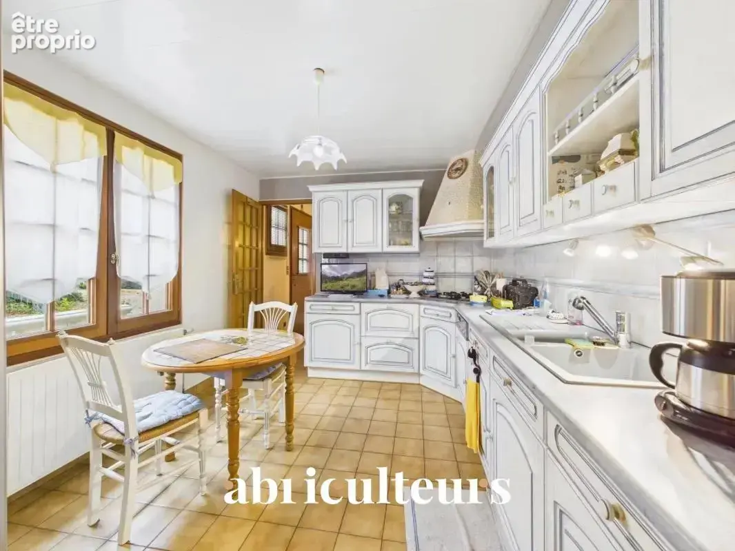 Maison avec jardin arboré en vente à  Châteaudun (28200) - photo 6