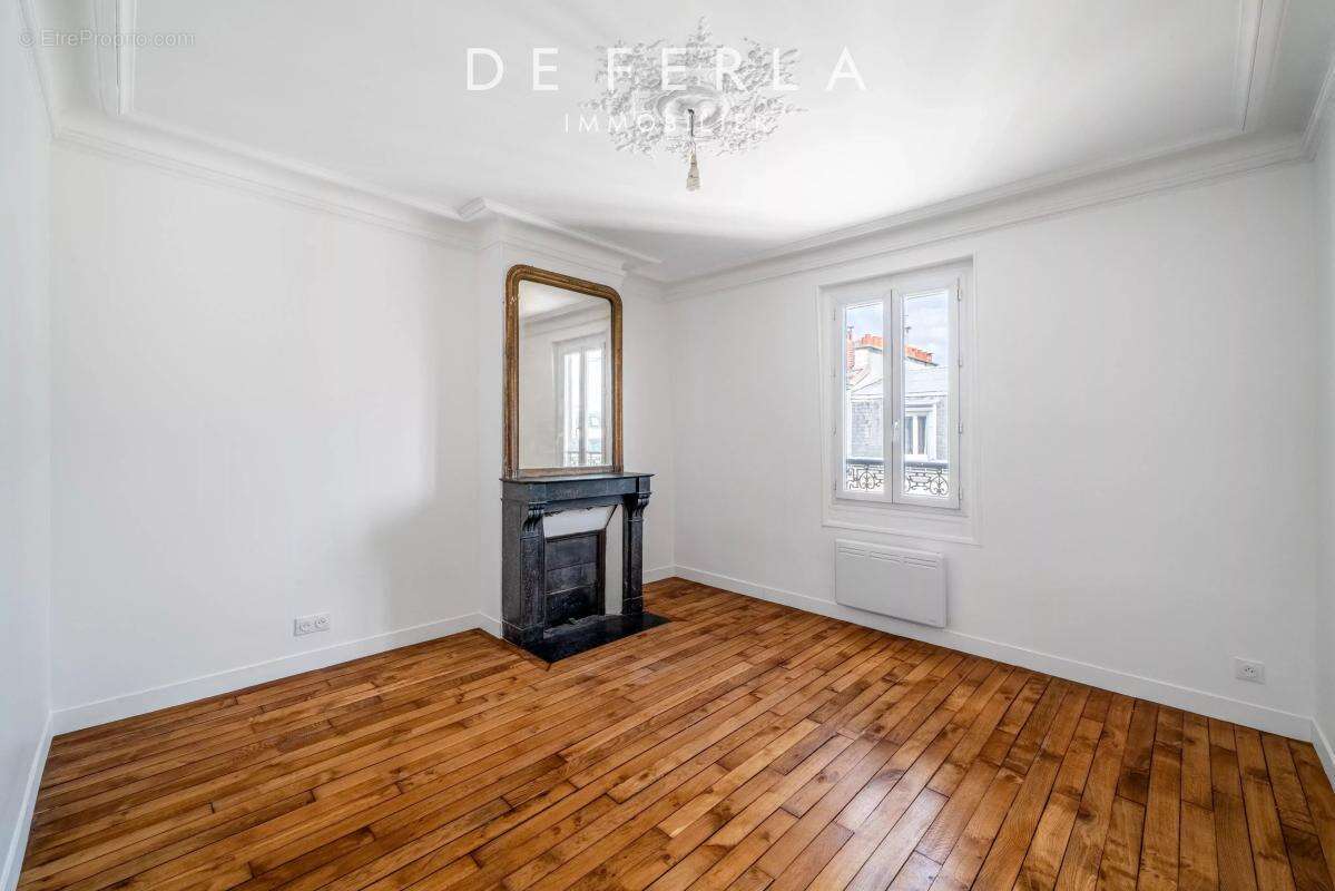 Appartement à LEVALLOIS-PERRET