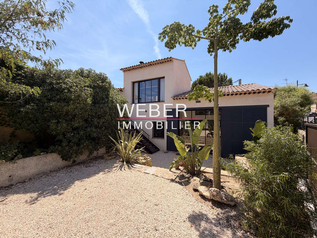 La cadiere d'azur - maison d'architecte - rare a la vente - photo 17
