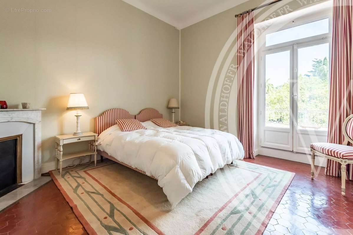 Maison à ROQUEBRUNE-CAP-MARTIN