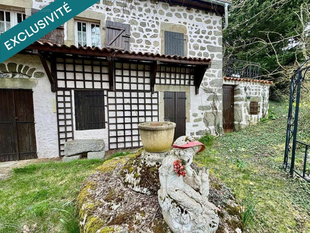 Maison 155 m² à Charensat  - photo 2