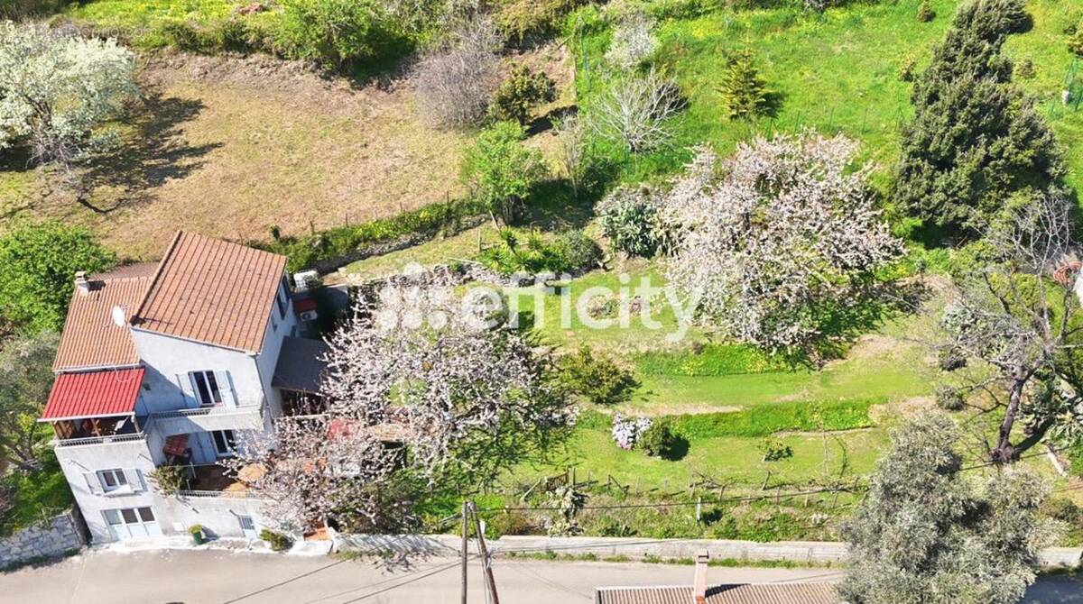 Maison à VELONE-ORNETO