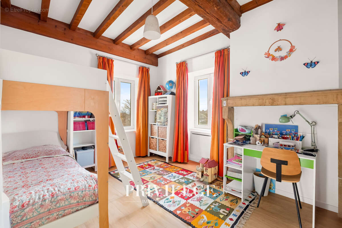 Maison à SAINT-DIDIER-AU-MONT-D'OR