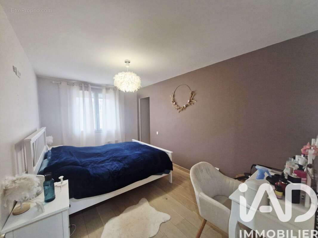 Photo 9 - Maison à NISSAN-LEZ-ENSERUNE