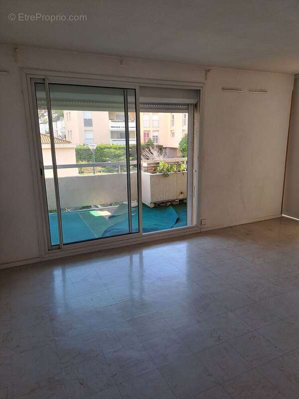 Photo 4 - Appartement à MARSEILLE-8E