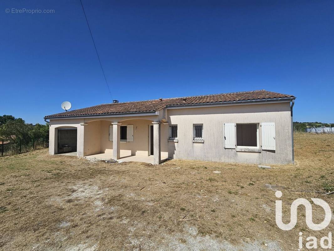 Photo 1 - Maison à COURGEAC