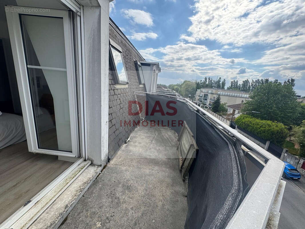 Appartement à PONTAULT-COMBAULT