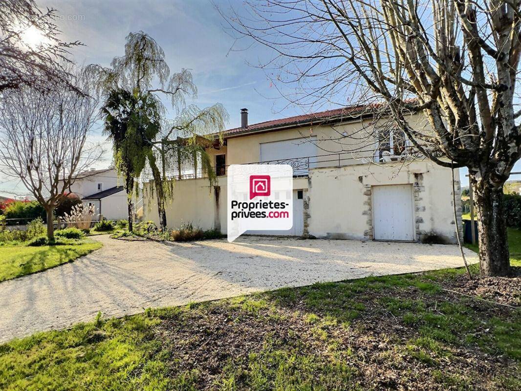 Maison à SAINT-ASTIER