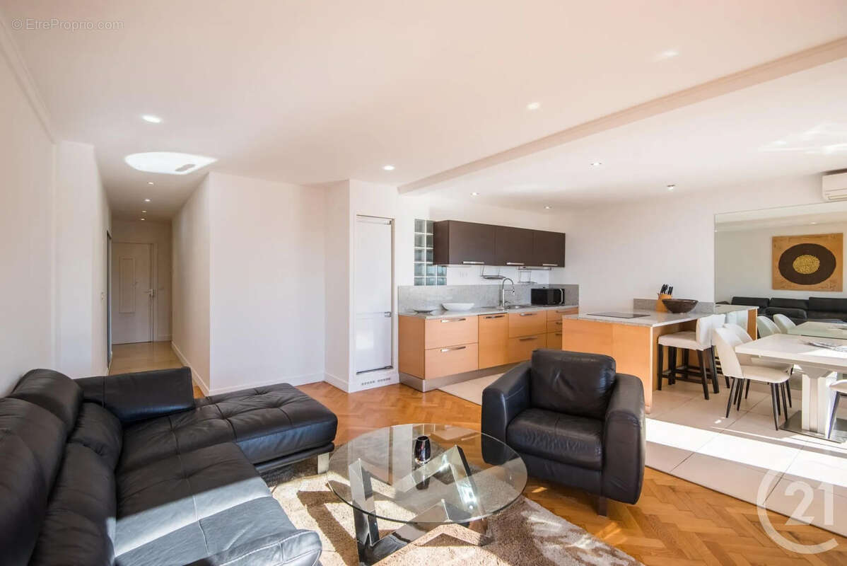 Appartement à VILLEFRANCHE-SUR-MER