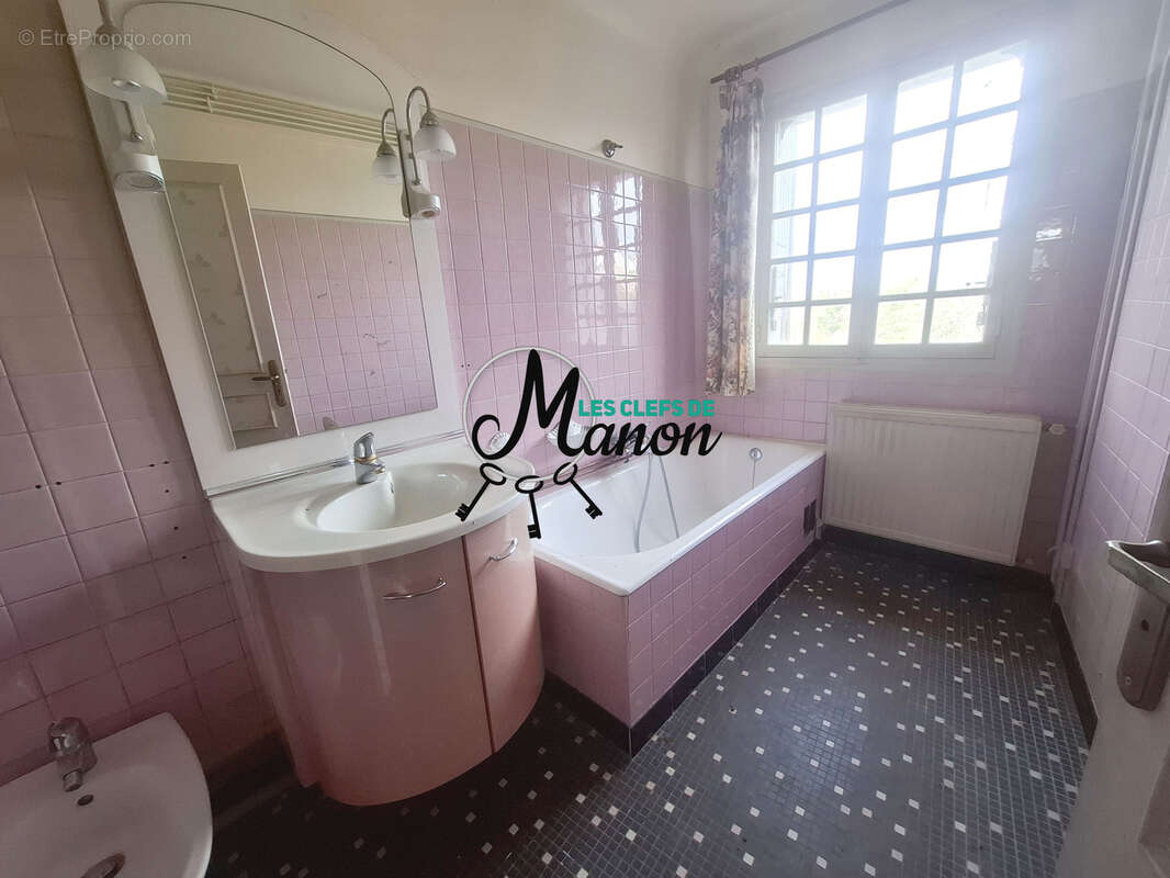 Maison à LAURIERE