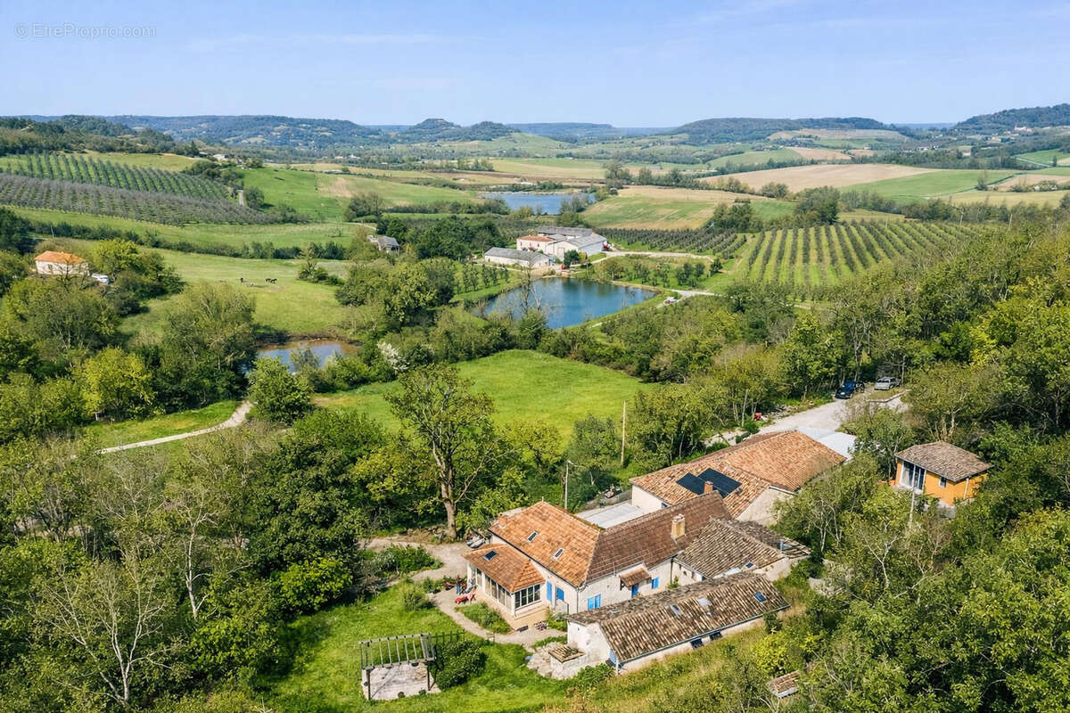 Maison à ROQUECOR