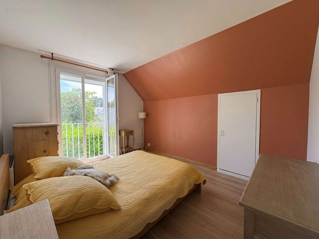 Maison à PLAISIR