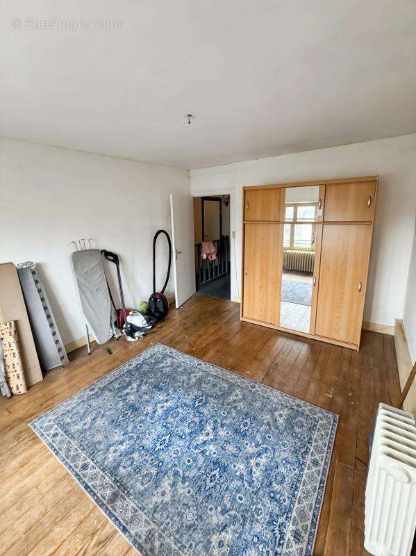 Maison à SILLE-LE-GUILLAUME