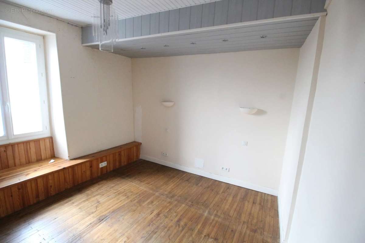 Maison à BEAULIEU-SUR-SONNETTE