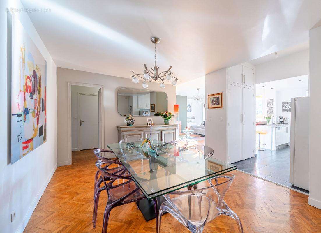 Appartement à MARSEILLE-8E