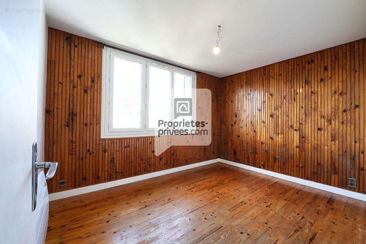 Appartement à LA TRONCHE