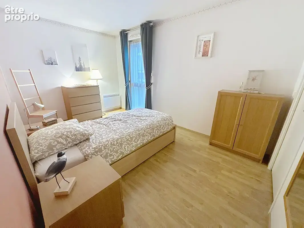 Appartement 4 Pièces - 91m² - 1 BOX - VILLEJUIF (94800) - photo 9