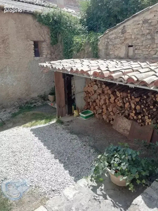 ST CHRISTOL maison de village type 5 de 130 m² avec cour et dépendance de 66 m² - - photo 11