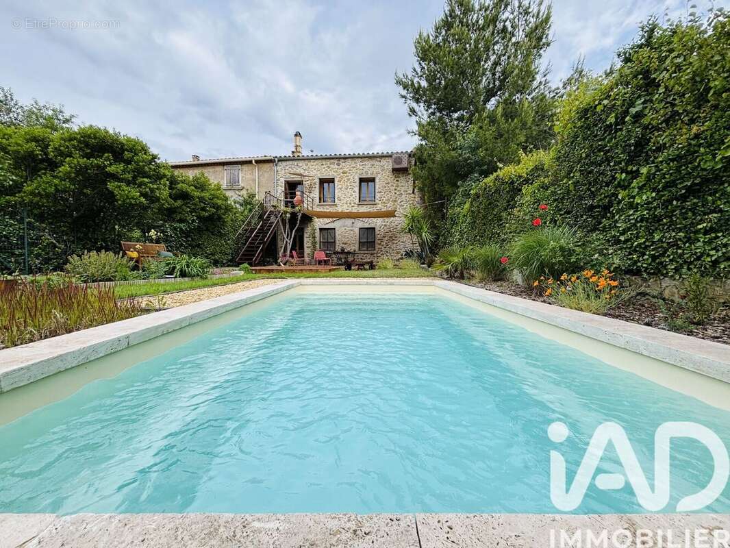 Maison 213 m² à Villeseque-Des-Corbieres  - photo 4