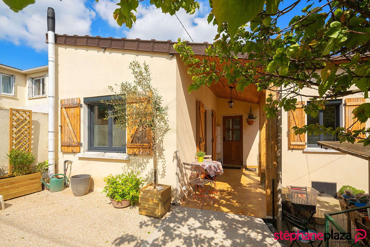 Maison à BEZONS