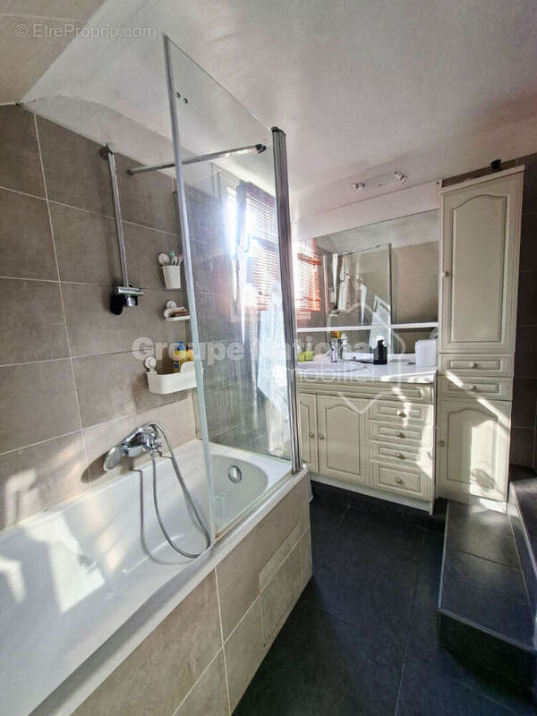 Exclusivite - photo 10