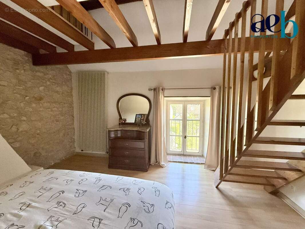 Maison à CESSOY-EN-MONTOIS