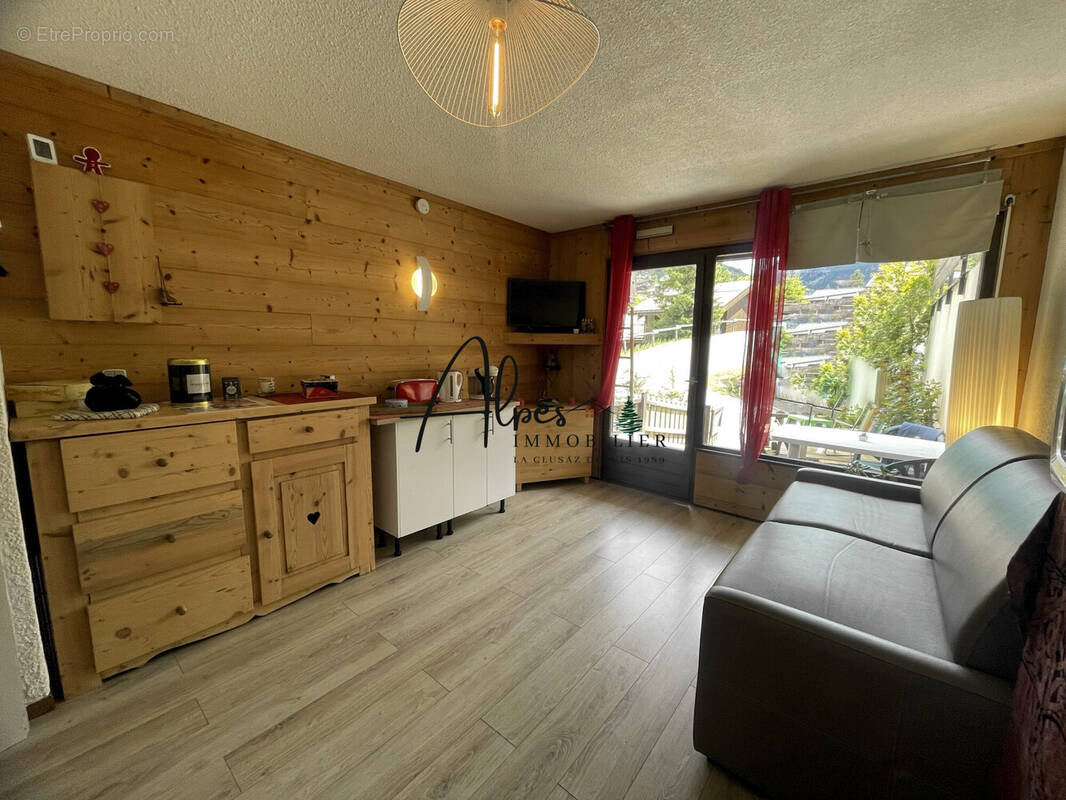 Amélioré avec l&#039;IA - Appartement à LA CLUSAZ