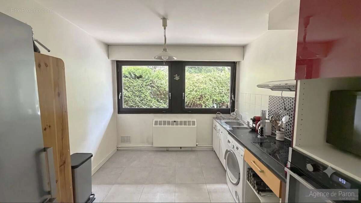 Appartement à VERRIERES-LE-BUISSON