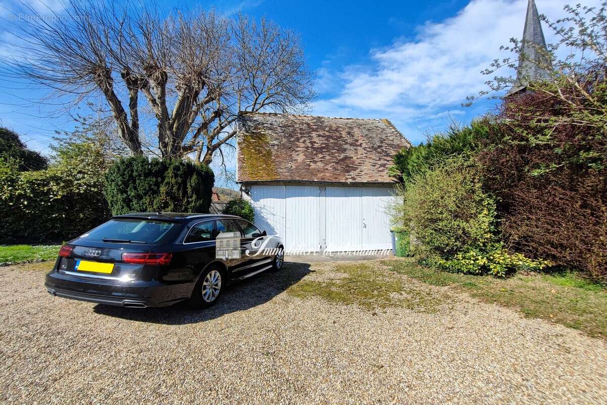 Maison à BEAUMONT-LE-ROGER