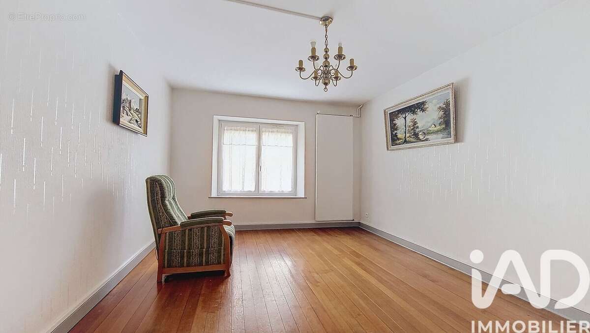 Maison 162 m² à Cendrey  - photo 2