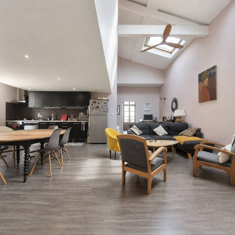 Appartement à BORDEAUX