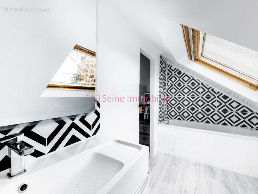 Appartement à VILLENEUVE-LE-ROI