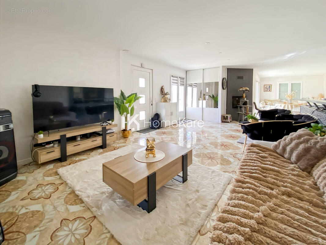 Maison à SAINTE-BAZEILLE