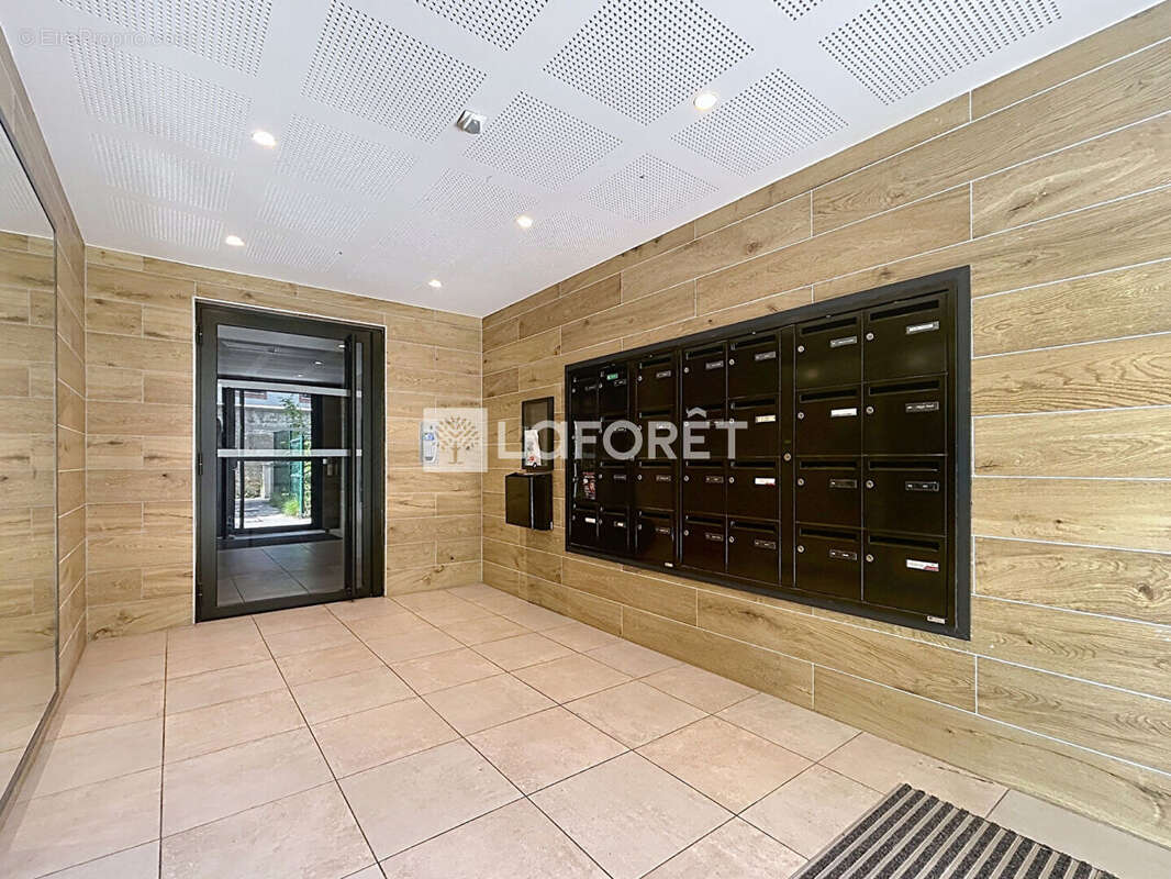 Appartement à VERNEUIL-SUR-SEINE